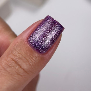 Гель-лак NAILSOFTHEDAY Cat Eye Gel Polish 03 глубокий фиолетовый 6 мл - Фото №3