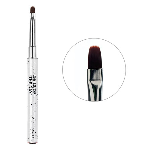 Кисть для геля Professional Brush Oval NAILSOFTHEDAY 9 мм - Фото №1