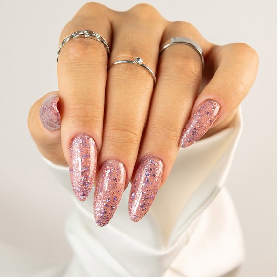 Гель-лак MAKEAR Diamond S55 прозрачный с фиолетовыми блесткам 8 мл - Фото №3