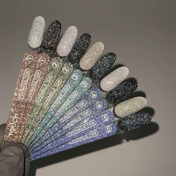 Топ для ногтей Touch Twinkle top 01 прозрачный с коричневыми блестками и светоотражающим шиммером 13 мл - Фото №3