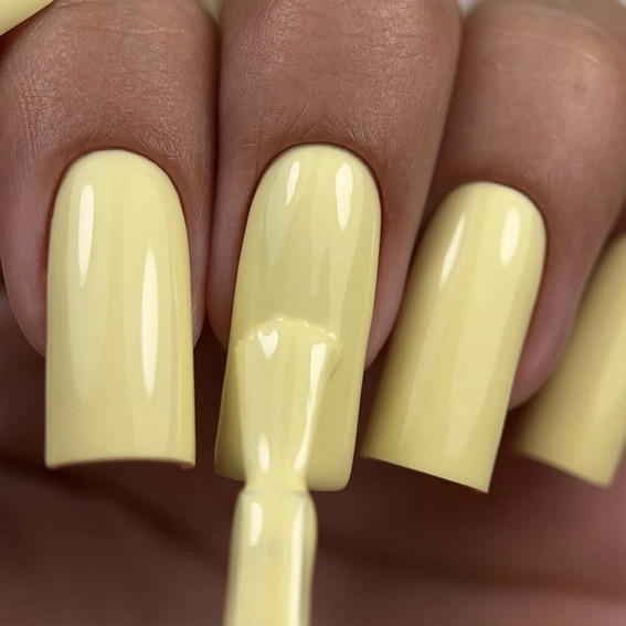 Гель-лак NAILSOFTHEDAY Color of the month July 2025 Banana Cream 10 мл - Фото №5