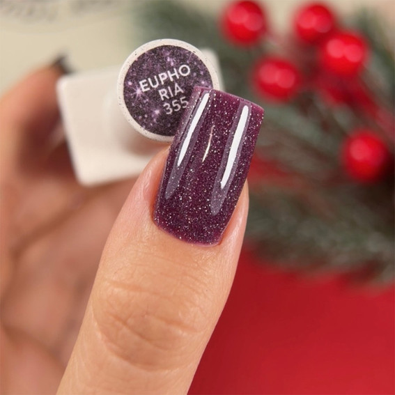 Гель-лак NAILSOFTHEDAY Gel Polish 355 Euphoria сливово-фиолетовый светоотражающий 10 мл - Фото №4
