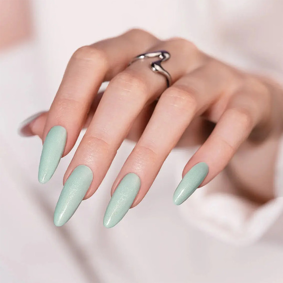 Гель-лак MAKEAR Pastel Princess 409 бирюзовый с шиммером 8 мл - Фото №3