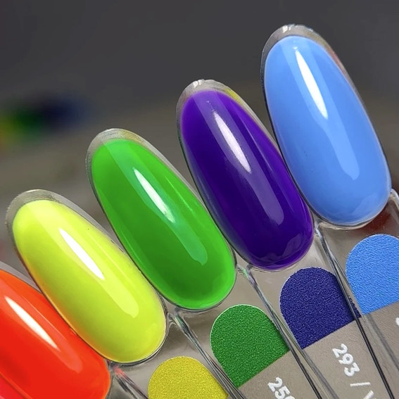 Гель-лак NAILSOFTHEDAY 293 Vibe ярко-фиолетовый 10 мл - Фото №5
